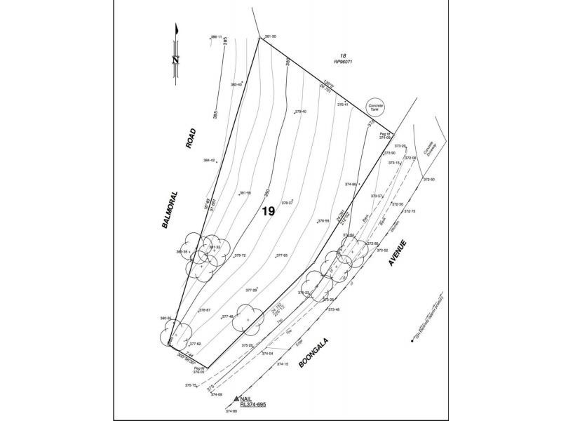 1 Boongala Avenue, Montville QLD 4560
