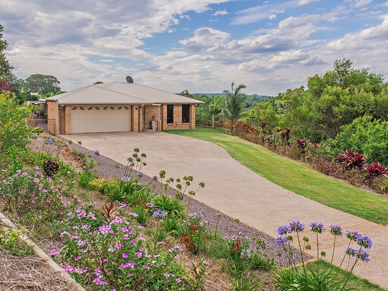 9 Summit Street, Flaxton QLD 4560