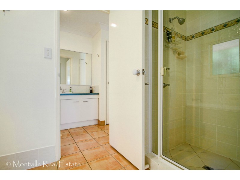 10 Hoffman Close, Montville QLD 4560