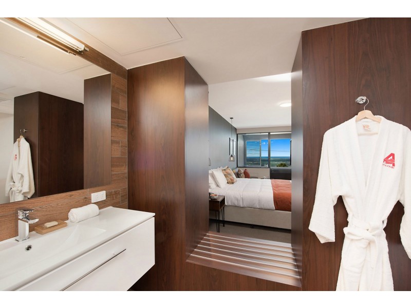 102/94-96 Main Street, Montville QLD 4560