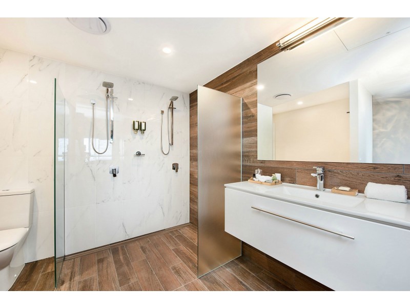 102/94-96 Main Street, Montville QLD 4560