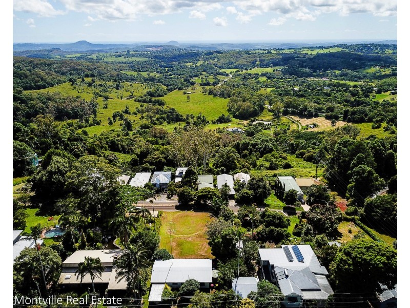 11 Lantana Lane, Mapleton QLD 4560