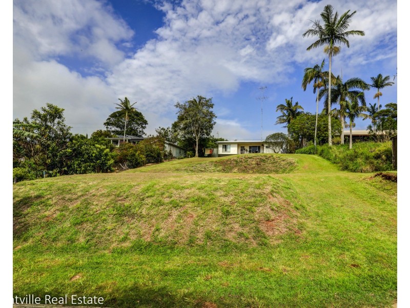 11 Lantana Lane, Mapleton QLD 4560