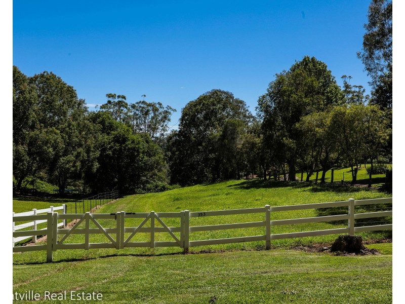 353 Western Ave, Montville QLD 4560