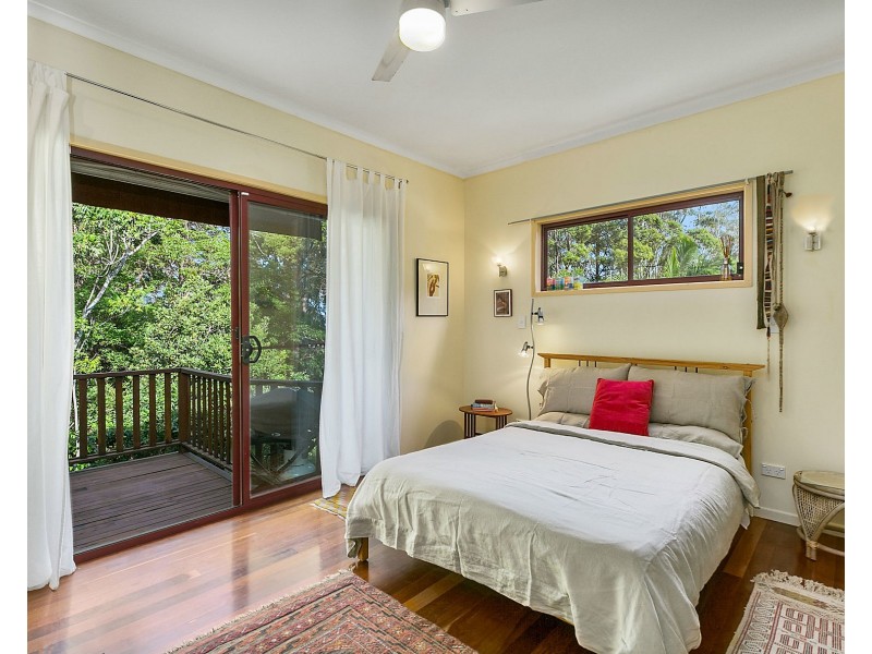 25 Deodar Ct, Mapleton QLD 4560