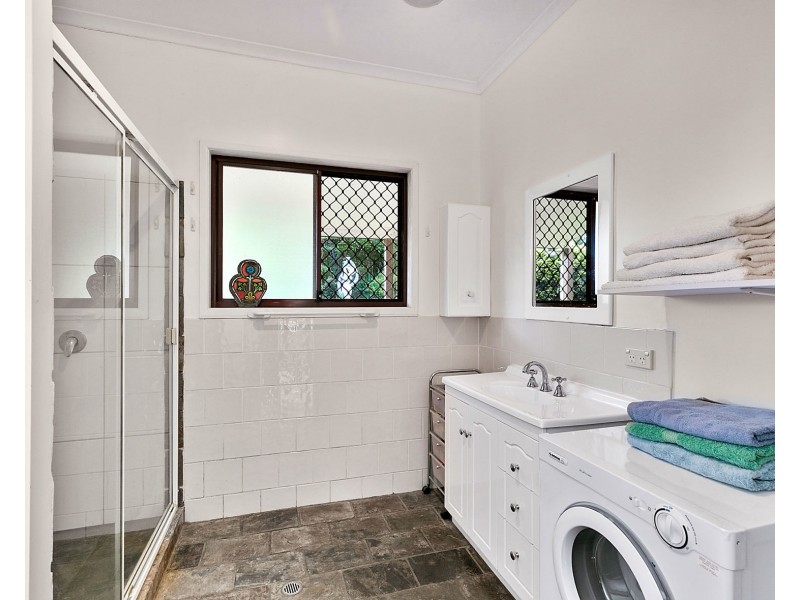 25 Deodar Ct, Mapleton QLD 4560