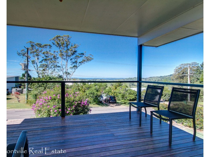 9 Maple Avenue, Mapleton QLD 4560