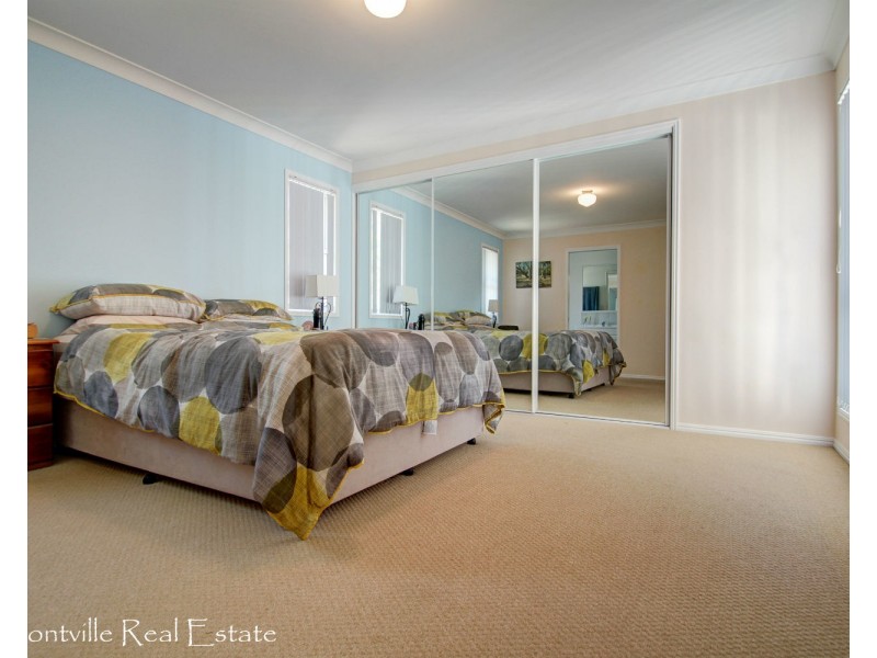 9 Maple Avenue, Mapleton QLD 4560