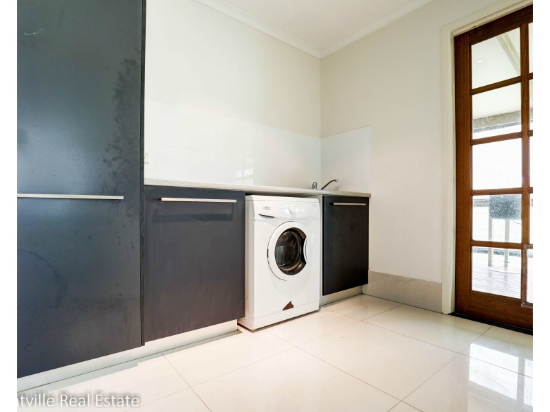 31 Kirbys Rd, Palmwoods QLD 4555