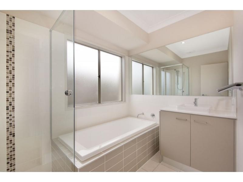 91 Observatory Drive, Reedy Creek QLD 4227