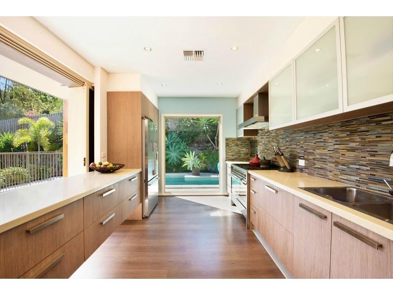 21 Peckham Court, Pacific Pines QLD 4211