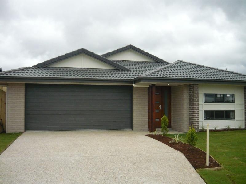 16 River Run Circuit, Ormeau Ridge, Ormeau QLD 4208