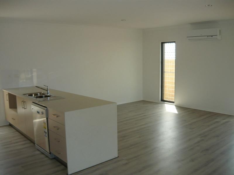 16 River Run Circuit, Ormeau Ridge, Ormeau QLD 4208