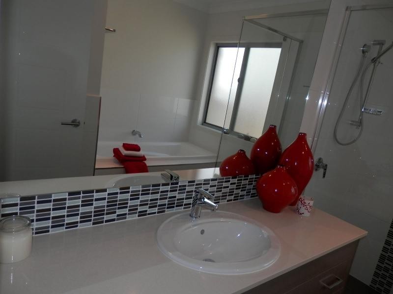 21 Bunderoo Circuit, Gainsborough Greens, Pimpama QLD 4209