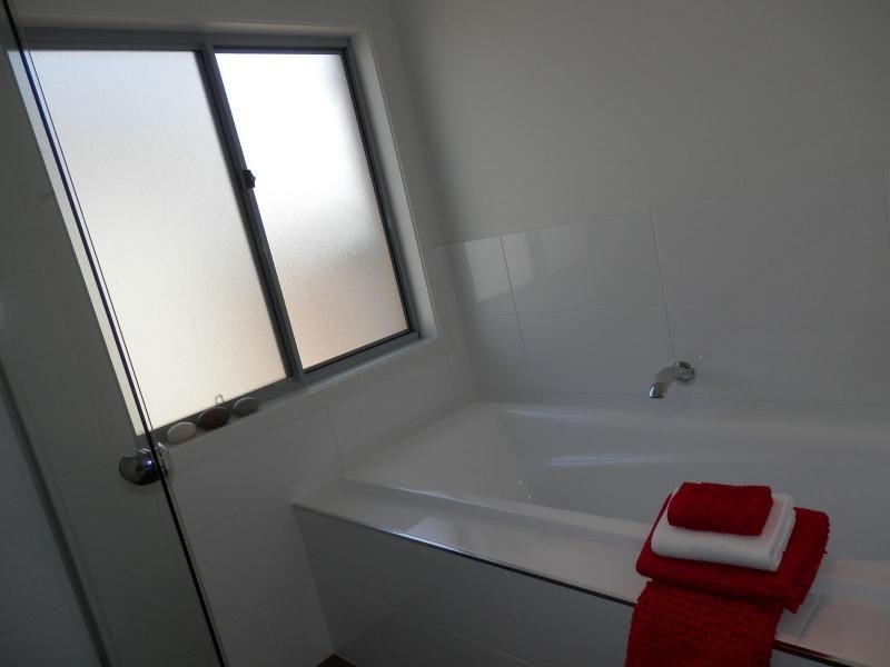 21 Bunderoo Circuit, Gainsborough Greens, Pimpama QLD 4209