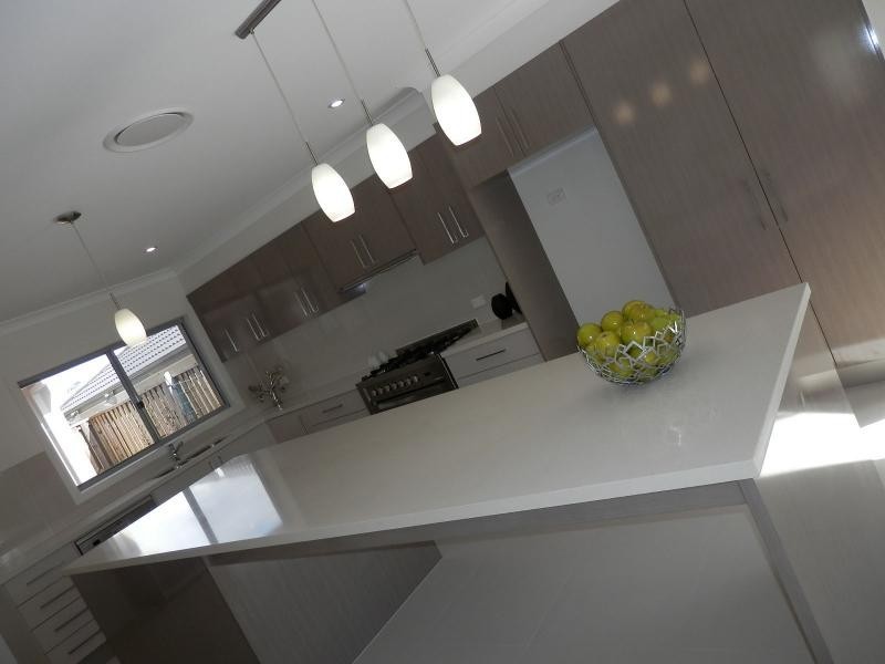 21 Bunderoo Circuit, Gainsborough Greens, Pimpama QLD 4209