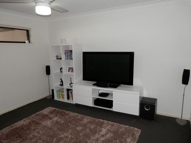 4 Gartside Avenue, Riverstone Crossing, Upper Coomera QLD 4209