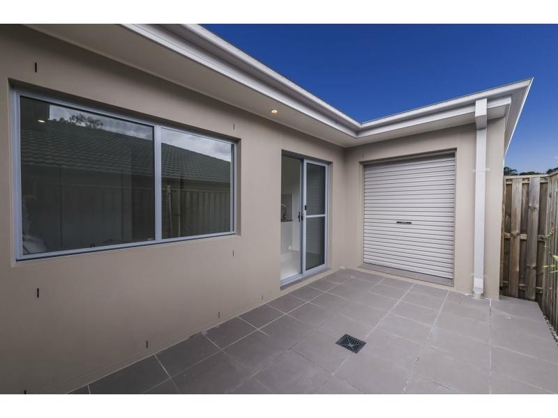 21 Bunderoo Circuit, Gainsborough Greens, Pimpama QLD 4209