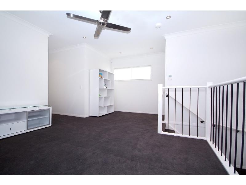 28 Homestead Circuit, Riverstone Crossing, Upper Coomera QLD 4209