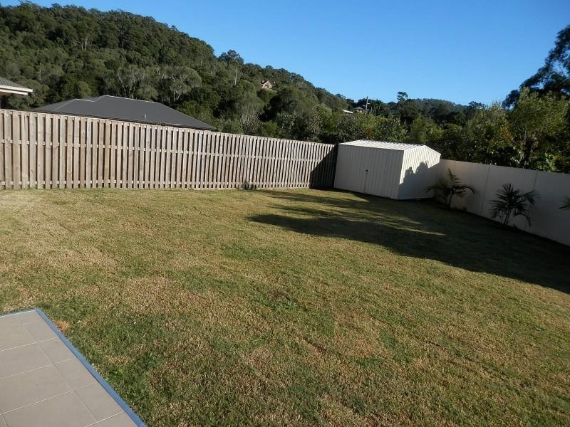 33 Plantation Crescent, Riverstone Crossing, Upper Coomera QLD 4209