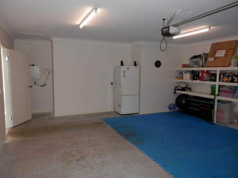 33 Plantation Crescent, Riverstone Crossing, Upper Coomera QLD 4209