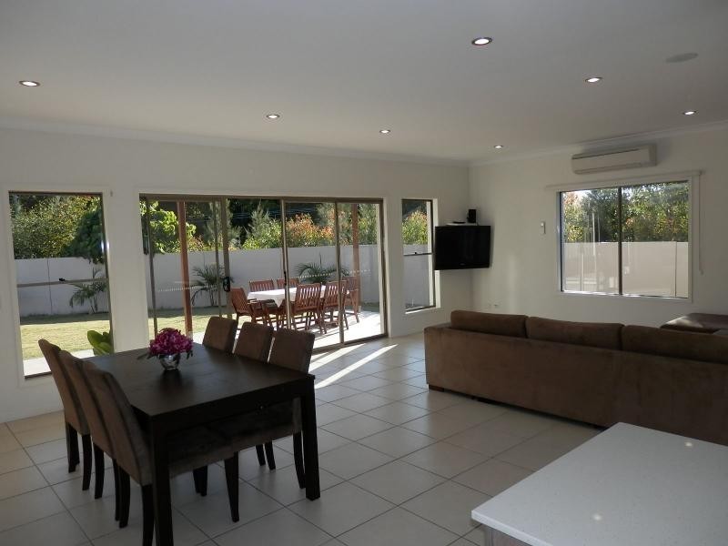 33 Plantation Crescent, Riverstone Crossing, Maudsland QLD 4210