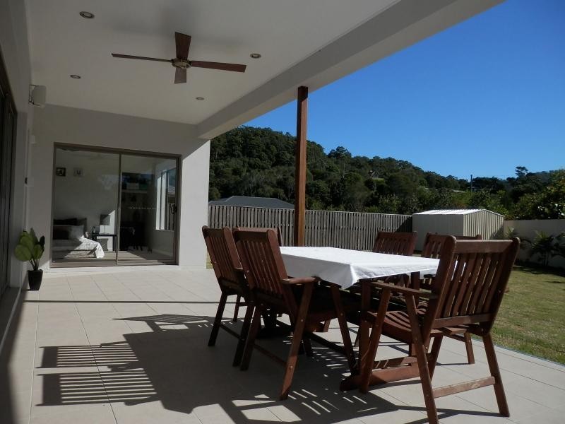 33 Plantation Crescent, Riverstone Crossing, Maudsland QLD 4210
