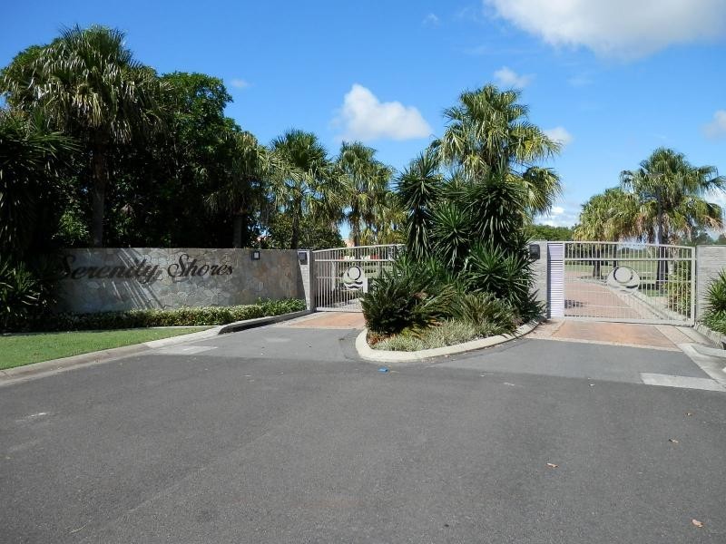 13 Pearl Beach Drive, Oyster Cove, Helensvale QLD 4212
