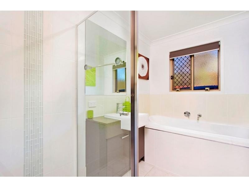 2 Hoop Pine Street, Mount Cotton QLD 4165