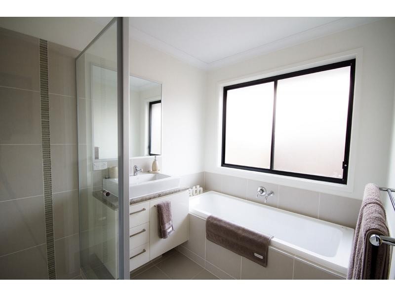 L152 Riverbreeze Crescent, Riverstone Crossing, Maudsland QLD 4210