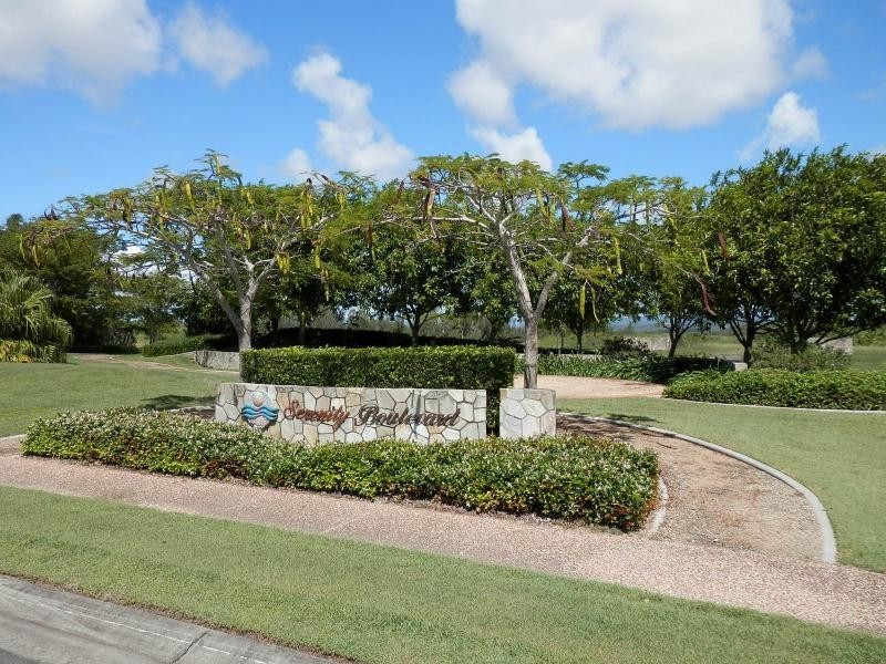 13 Pearl Beach Drive, Oyster Cove, Helensvale QLD 4212