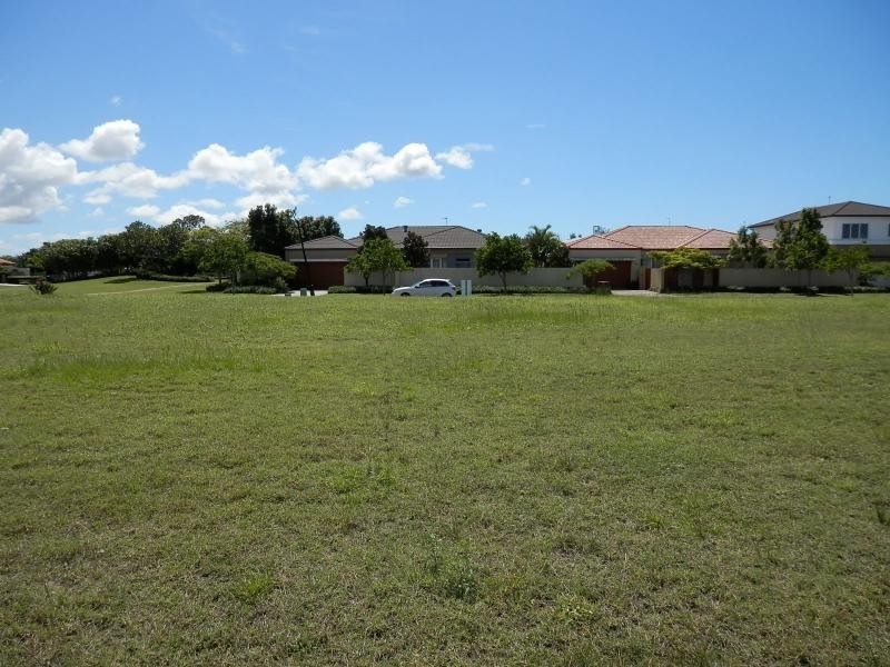 13 Pearl Beach Drive, Oyster Cove, Helensvale QLD 4212