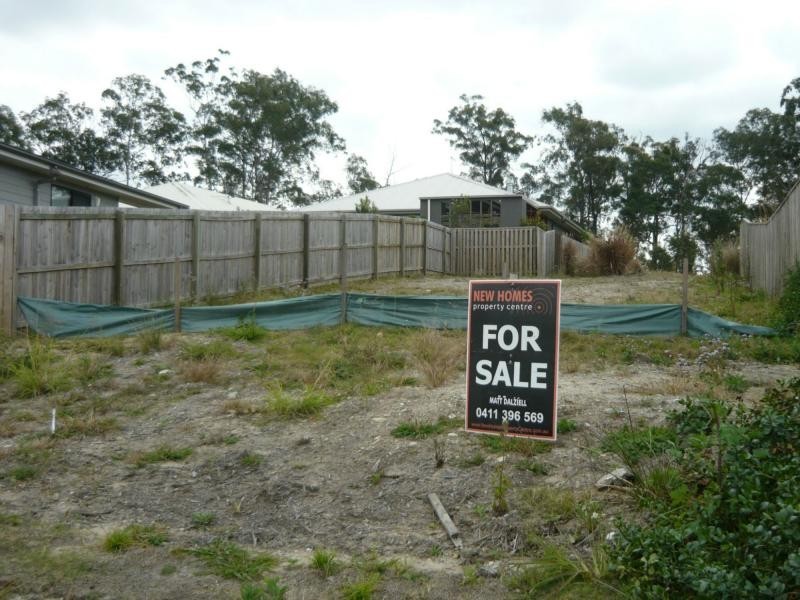 8 Richmond Crescent, Woodlands, Waterford QLD 4133