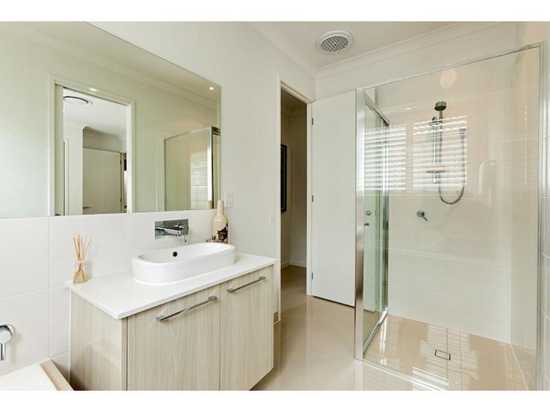 Holmview QLD 4207