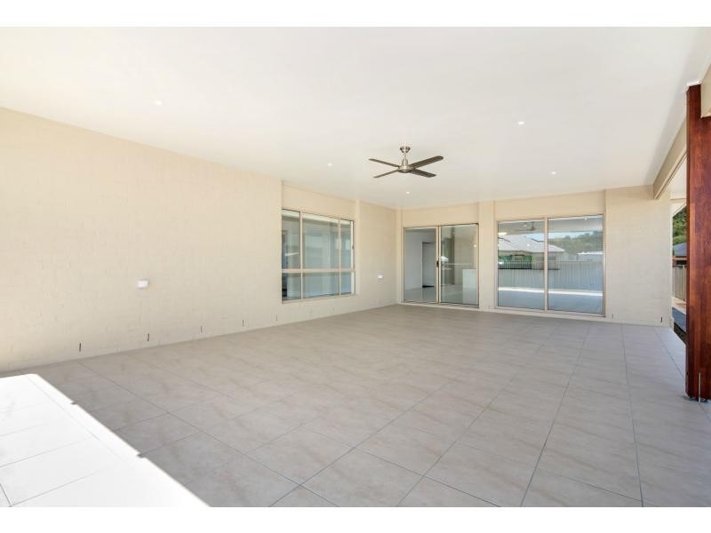 PL2 Roseapple Circuit, Oxenford QLD 4210