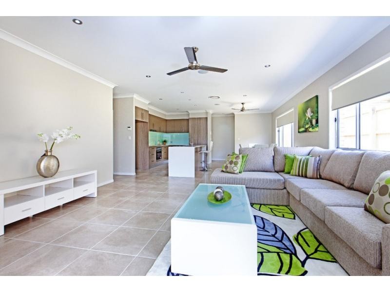 21 Moonlight Lane, Coomera QLD 4209