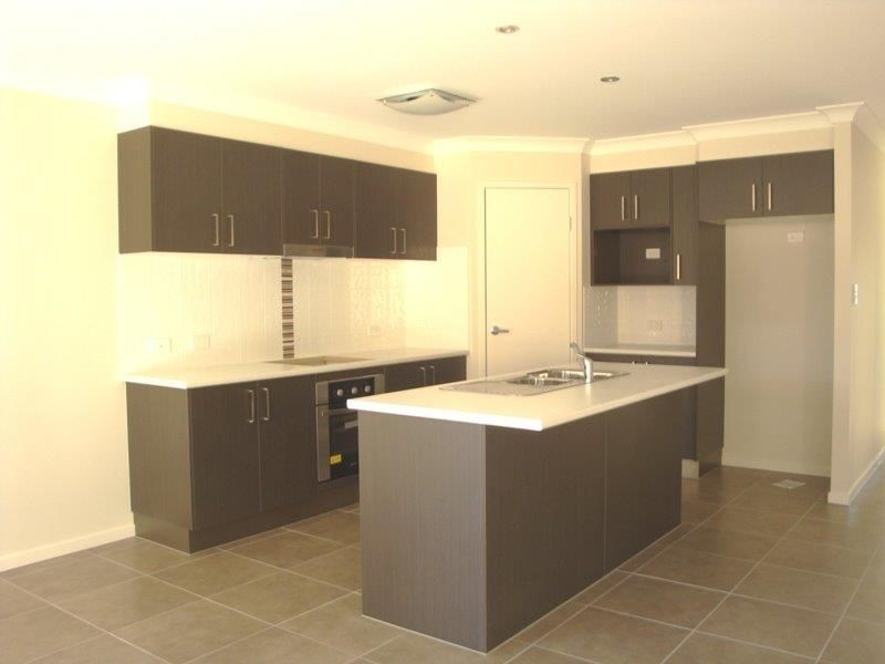 3 Topaz Crescent, Logan Reserve QLD 4133