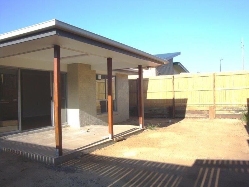 3 Topaz Crescent, Logan Reserve QLD 4133