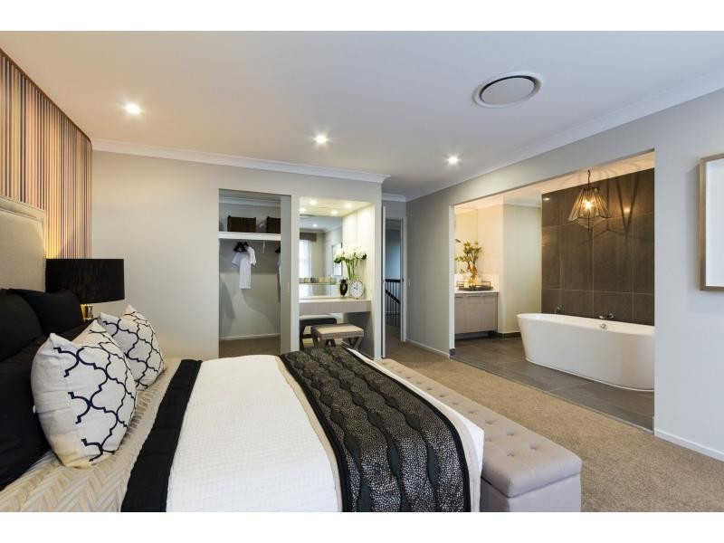 North Lakes QLD 4509