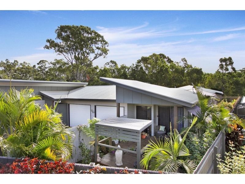 Unit 2/71 Sunningdale Drive, Redland Bay QLD 4165