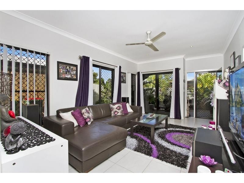 Unit 2/71 Sunningdale Drive, Redland Bay QLD 4165