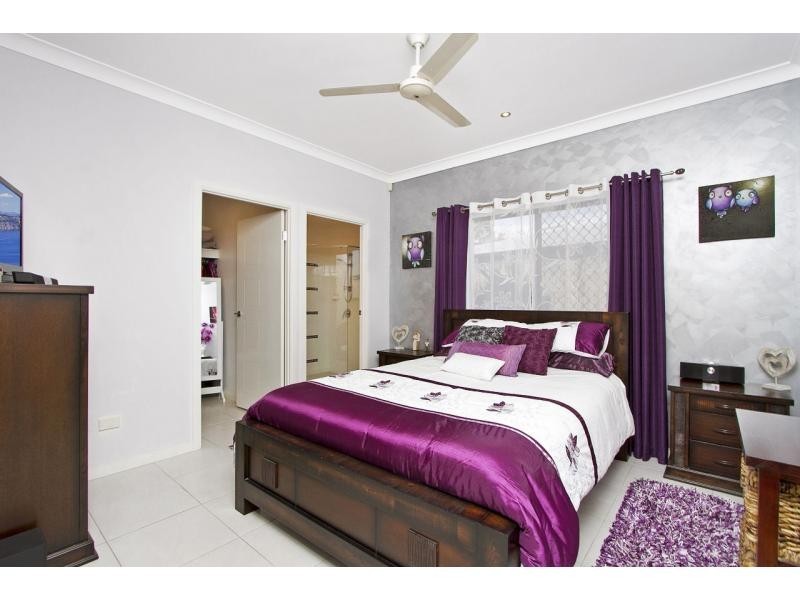 Unit 2/71 Sunningdale Drive, Redland Bay QLD 4165