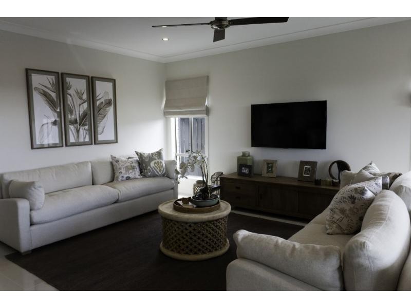 North Lakes QLD 4509