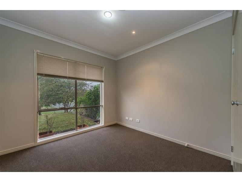 4 Rainlily Crescent, Upper Coomera QLD 4209