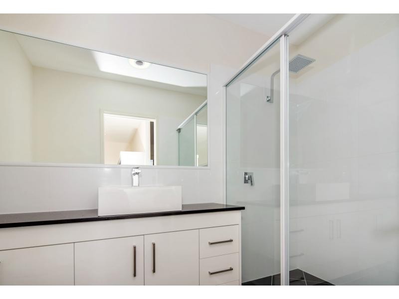 L11 Julie Court, Oxenford QLD 4210