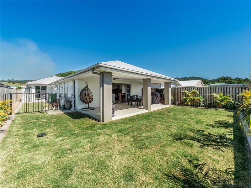 9 Sinclair Street, Riverstone Crossing, Maudsland QLD 4210