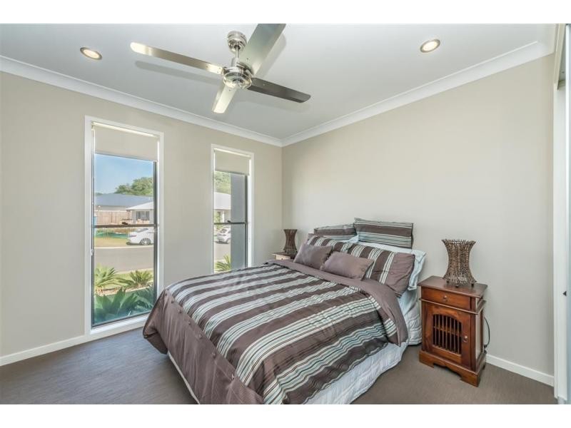 9 Sinclair Street, Riverstone Crossing, Maudsland QLD 4210