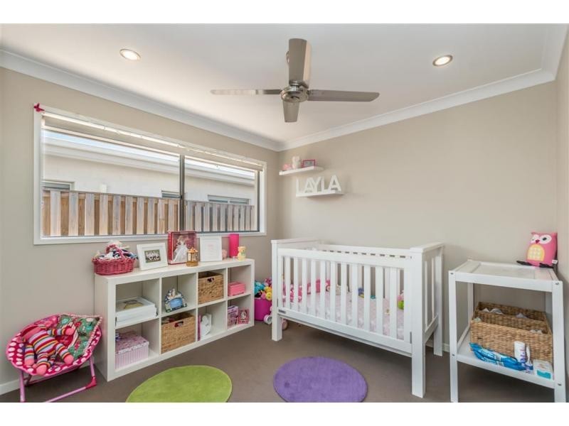 9 Sinclair Street, Riverstone Crossing, Maudsland QLD 4210