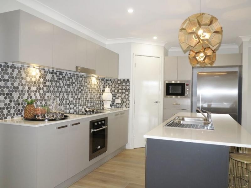 Ormeau Hills QLD 4208