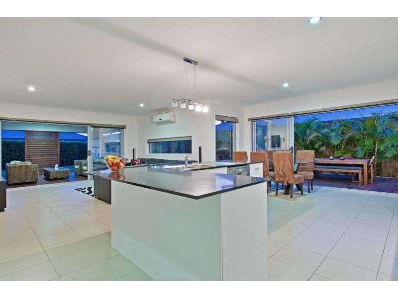 46 Rivermill Terrace, Riverstone Crossing, Maudsland QLD 4210